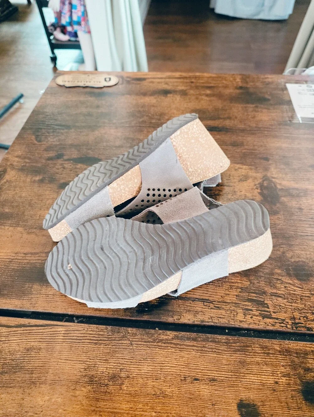 Mila Paoli Italy Gray Suede Leather Cork Wedge Sandals 8.5 Boho Cutout